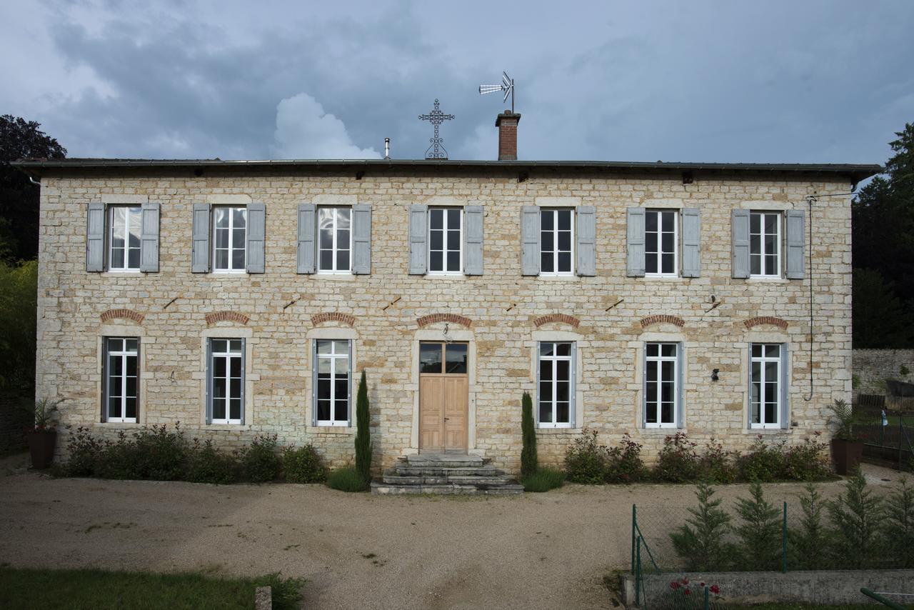 Coligny Le Cercle Chambres Climatisees מראה חיצוני תמונה