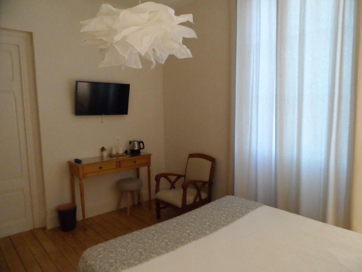 Coligny Le Cercle Chambres Climatisees מראה חיצוני תמונה